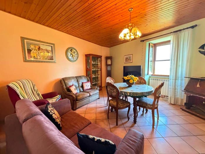 Casa con 5 locali in vendita in Centro, San Marcello