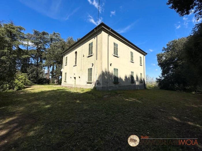 Casa con 6 locali in vendita in Via Bel Poggio, Pedagna Monte Catone, Imola