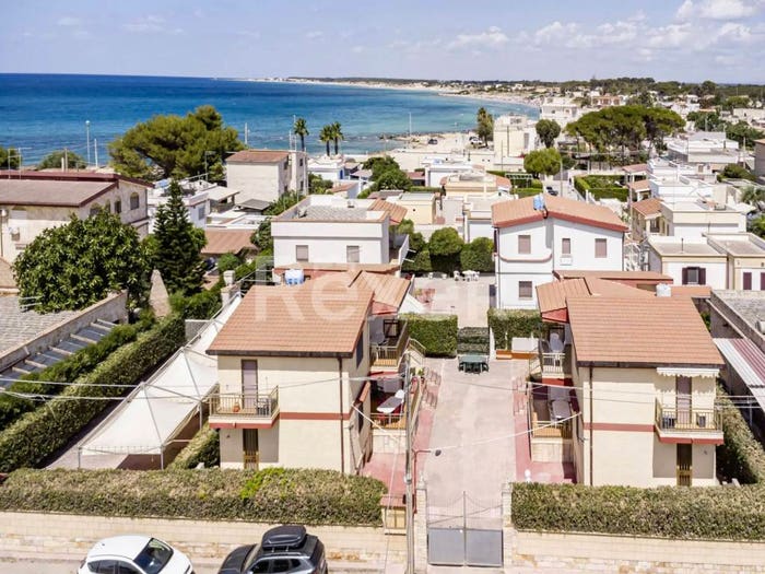 Casa con 6 locali in vendita in Strada tredicesima di Contrada Conche, Marina Di Lizzano, Lizzano