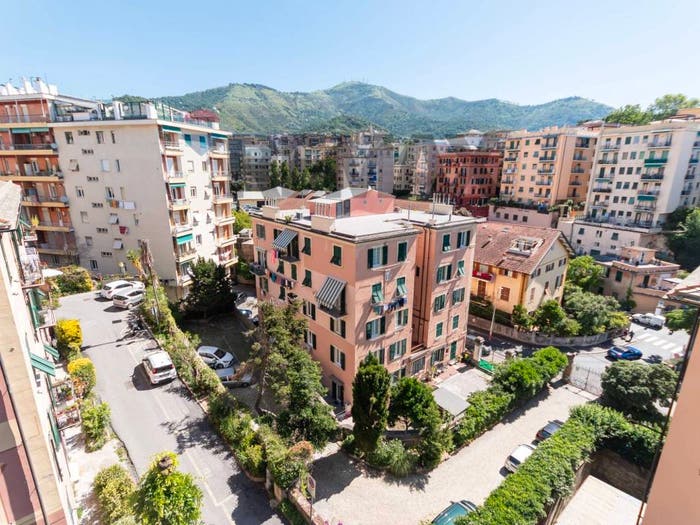Appartamento con 6 locali in vendita in Via Gabriele Rossetti, Quarto, Genova