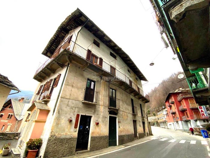 Appartamento quadrilocale in vendita in Strada Provinciale delle Valli di Lanzo, Centro, Pessinetto