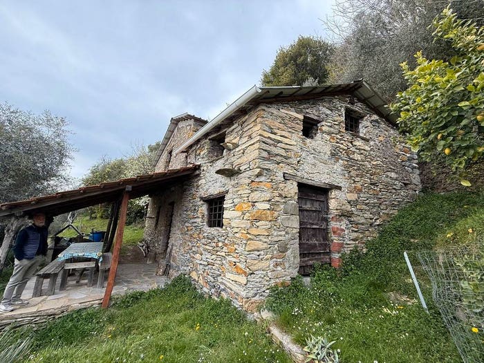 Casa quadrilocale in vendita in Località Colla, Carasco