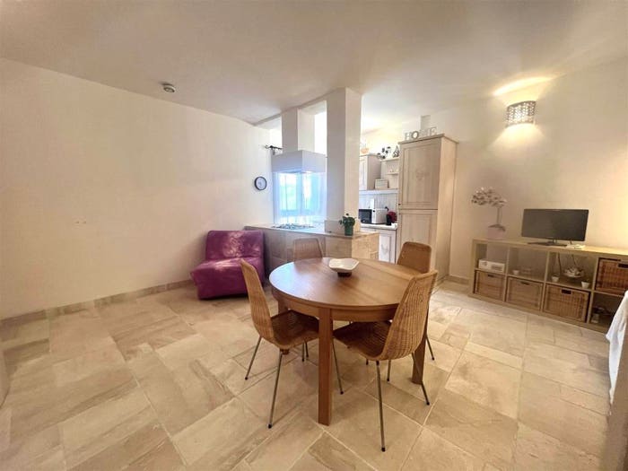 Appartamento quadrilocale in vendita in Via Don Vico, La Maddalena