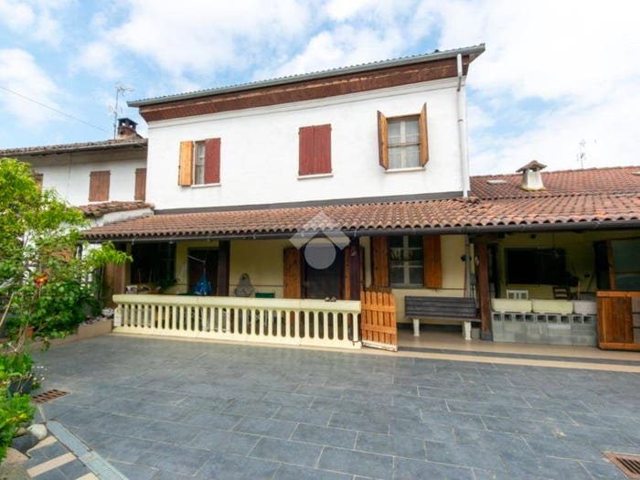 Casa con 5 locali in vendita in Via Battista Belluati, Motta Dè Conti, Motta de' Conti
