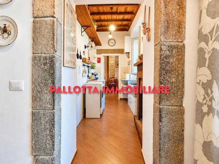 Appartamento bilocale in vendita in Via Annibal Caro, Capodimonte