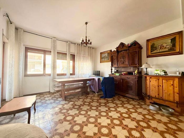 Appartamento trilocale in vendita in Via Lombardia, Centro, Nettuno