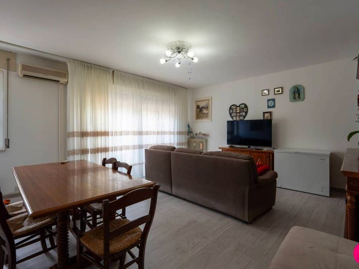 Appartamento con 5 locali in vendita in Via Giacomo Matteotti, San Valentino Ospedale, Pordenone