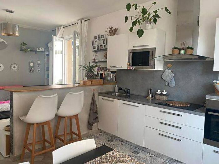 Appartamento trilocale in vendita in Due Strade, Bordighera