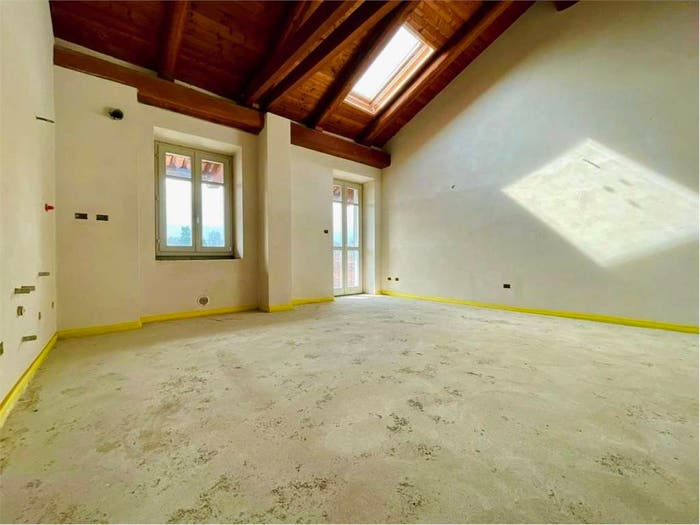 Appartamento bilocale in vendita in Piazza Santa Maria, Centro, Bricherasio