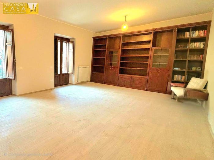 Appartamento con 5 locali in vendita in CORSO GIUSEPPE VALENTINI, Centro, Montorio al Vomano