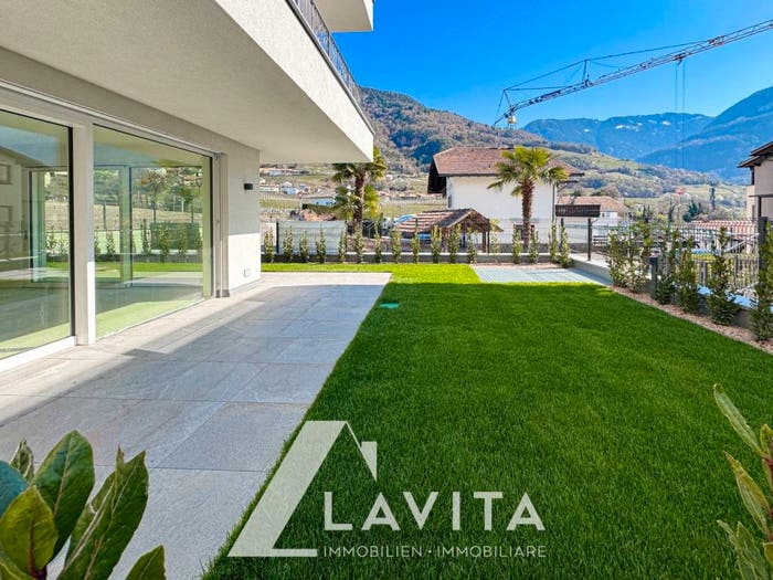 Appartamento trilocale in vendita in Via delle Querce, Montagna