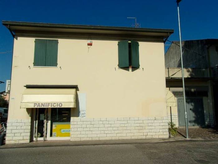 Casa con 6 locali in vendita in Via Cella, Santo Stefano Gambellara, Ravenna