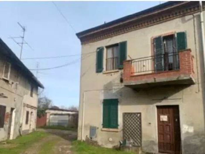 Casa quadrilocale in vendita in Strada Tiro A Segno, Centro, Mede