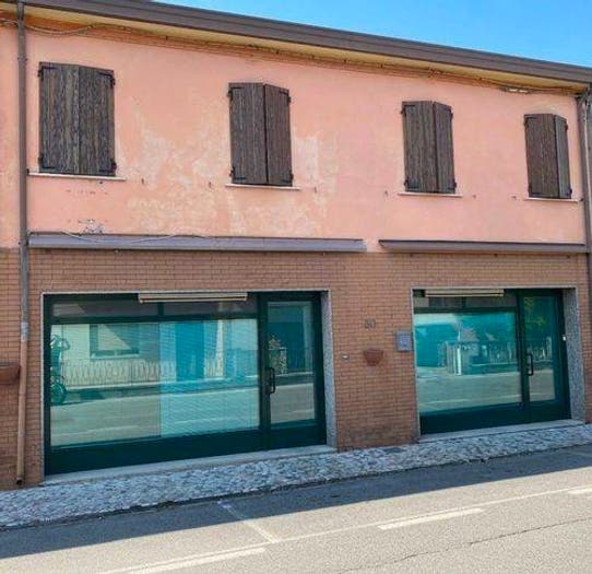 Casa con 6 locali in vendita in Corso Vittorio Emanuele Ii, Centro, Adria