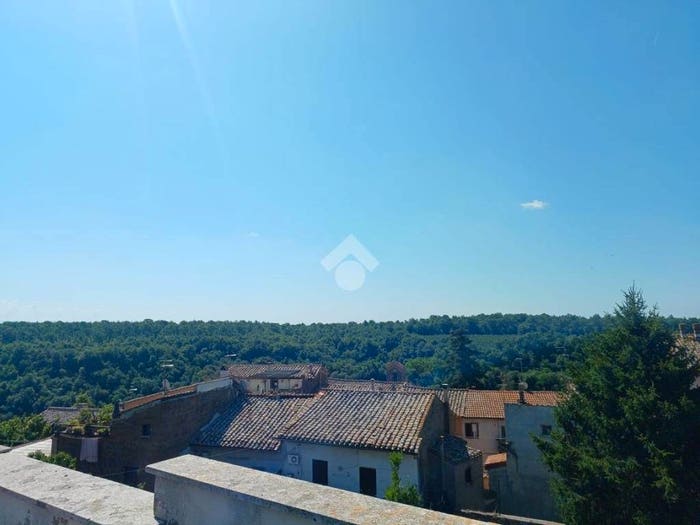 Casa trilocale in vendita in Via S Silvestro, Centro, Nepi