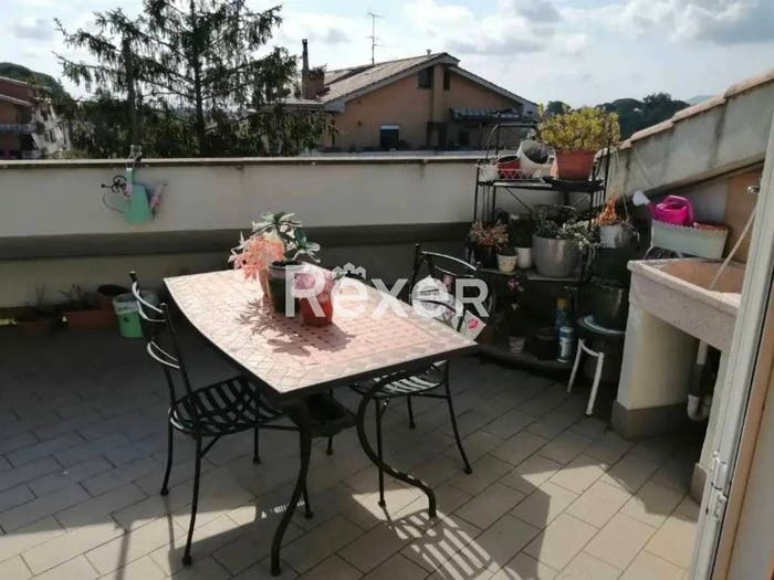 Casa trilocale in vendita in Via Aldo Moro, Centro, Capranica