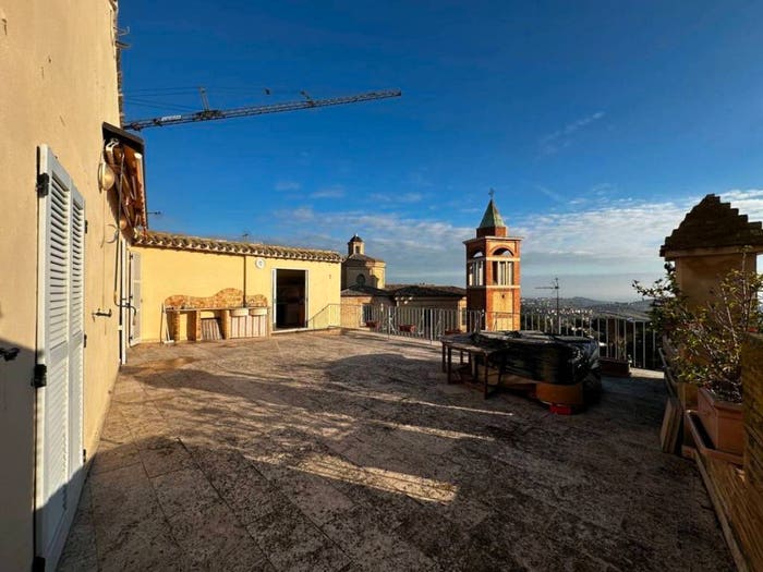 Casa quadrilocale in vendita in Via Giuseppe Garibaldi, Centro, Fermo