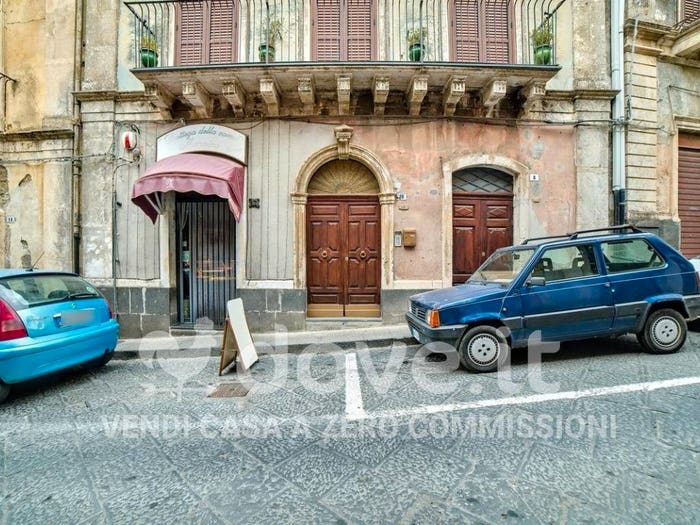 Appartamento bilocale in vendita in Via Regina Margherita, Centro, Castiglione di Sicilia