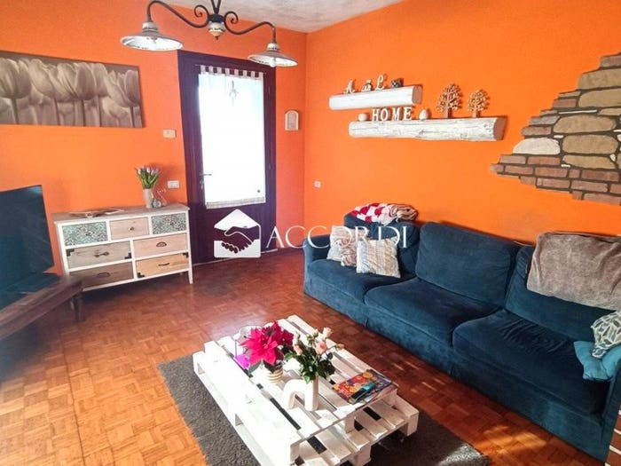 Casa quadrilocale in vendita in Via Sant'Andrea, Crocetta Nogaré, Crocetta del Montello