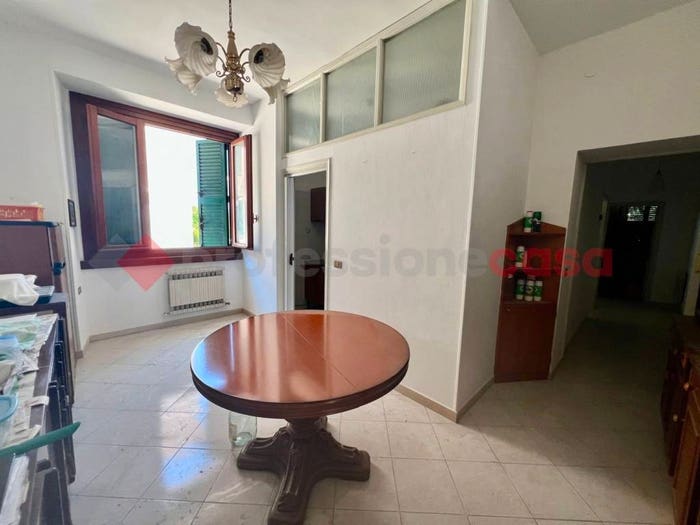 Appartamento quadrilocale in vendita in Viale Morroni, Rieti