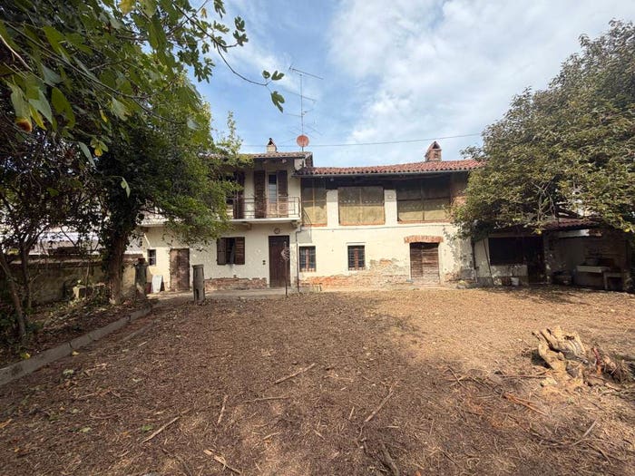 Casa quadrilocale in vendita in Via Felice Miraglio, San Silvestro, Crescentino