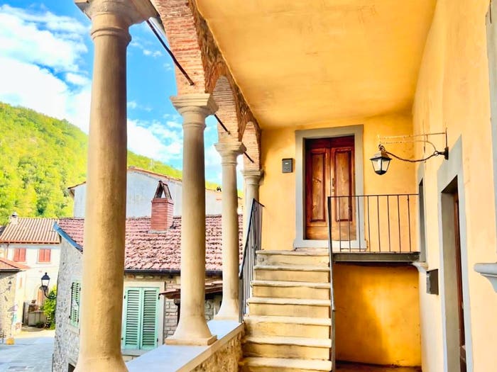 Appartamento con 6 locali in vendita in Piazza Carlo Landi, Centro, Talla