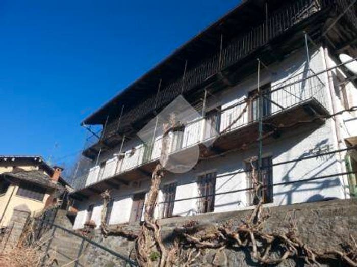 Casa con 6 locali in vendita in Via procaria, Ceres