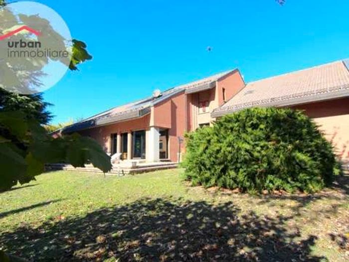 Casa con 6 locali in vendita in Strada Seconda, Sant'Elia Bazzano, L'Aquila