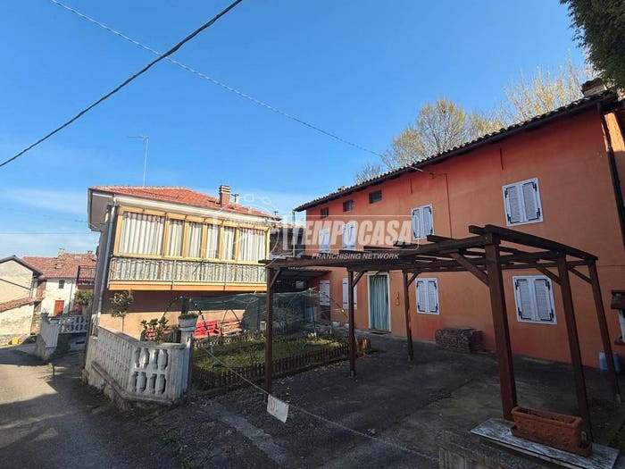 Casa con 6 locali in vendita in Strada Provinciale, Centro, Calliano
