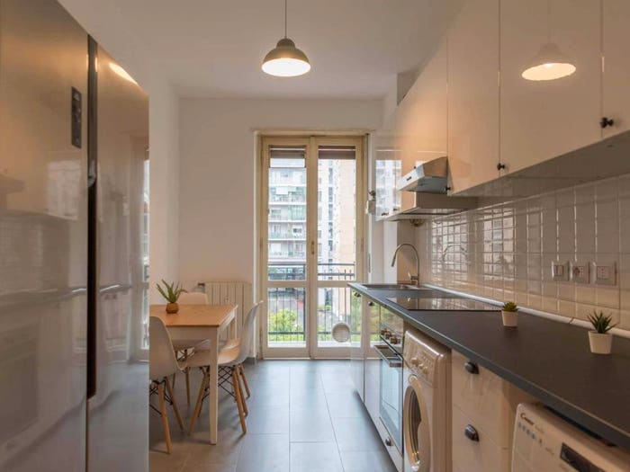 Appartamento con 5 locali in affitto in Via Savona, Solari, Milano