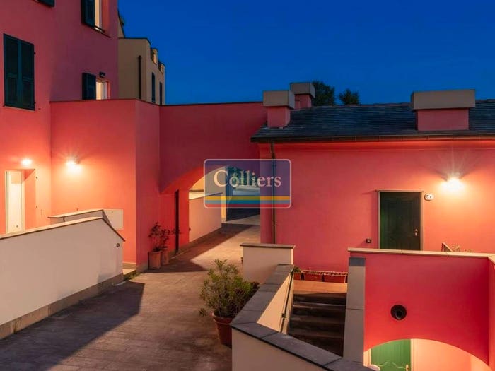 Appartamento trilocale in vendita in Via Monte Camula, Cogoleto