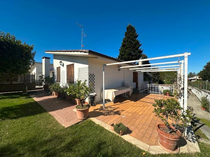 Casa con 5 locali in vendita in via dei Falisci, Regolelli, Fabrica di Roma