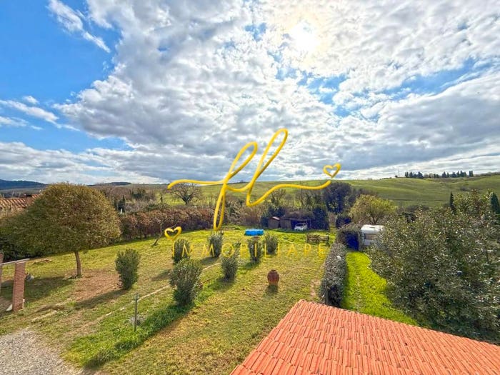Casa con 5 locali in vendita in Castellina Marittima