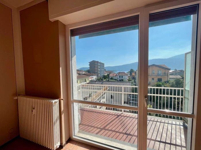 Appartamento trilocale in vendita in Via Partigiani, Suna, Verbania