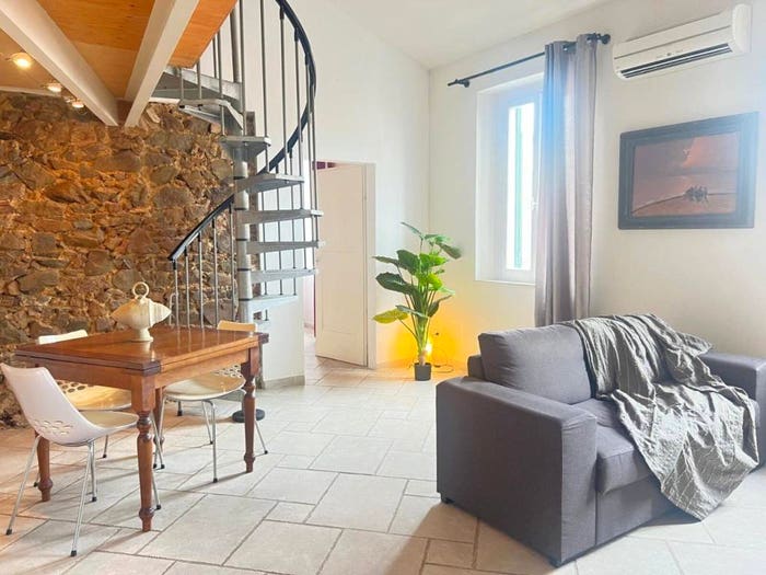 Appartamento trilocale in vendita in via Giuseppe Garibaldi, Centro, Piombino