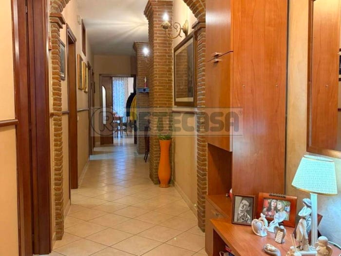 Appartamento quadrilocale in vendita in Via E A Mario, Marcianise