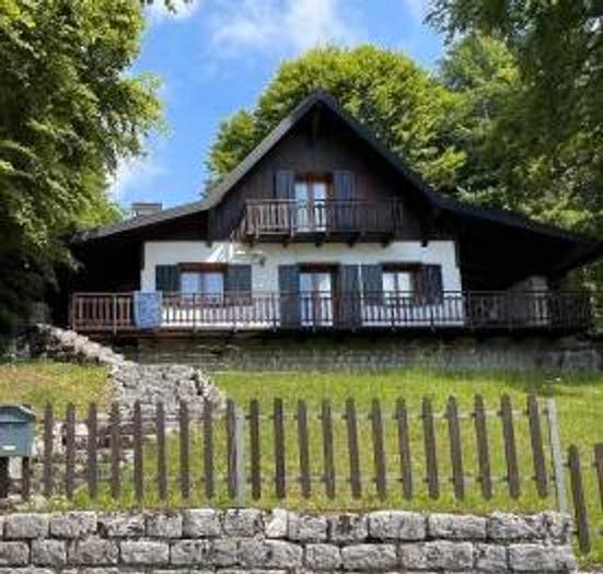Casa con 6 locali in vendita in Via Galgi, Galgi, Lusiana Conco