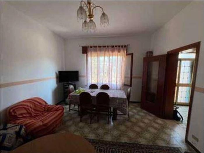 Appartamento trilocale in vendita in Via Angioli Poli, Centro, Legnago
