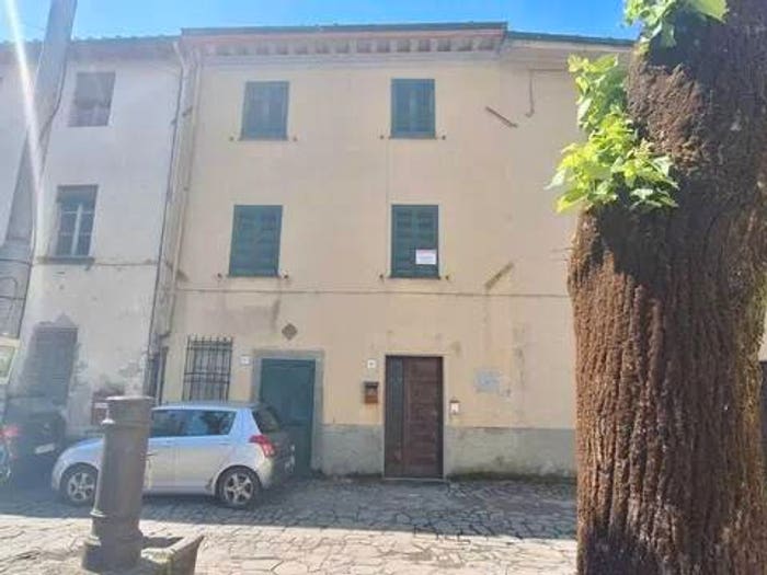 Casa con 6 locali in vendita in Urb Cerreto Borgo A Mozzano, Borgo a Mozzano