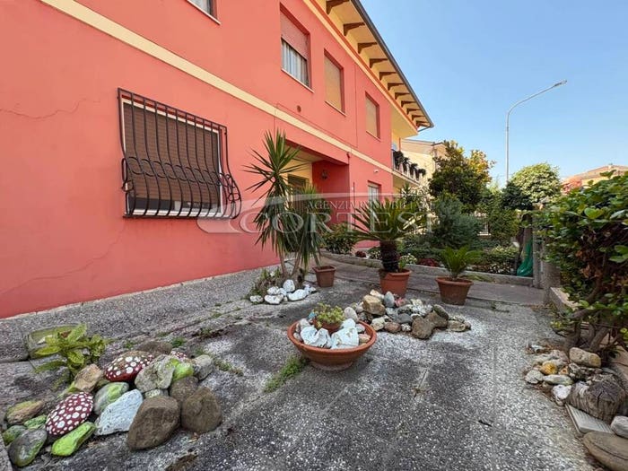 Casa con 6 locali in vendita in Via Kennedy, Centro, Mondavio