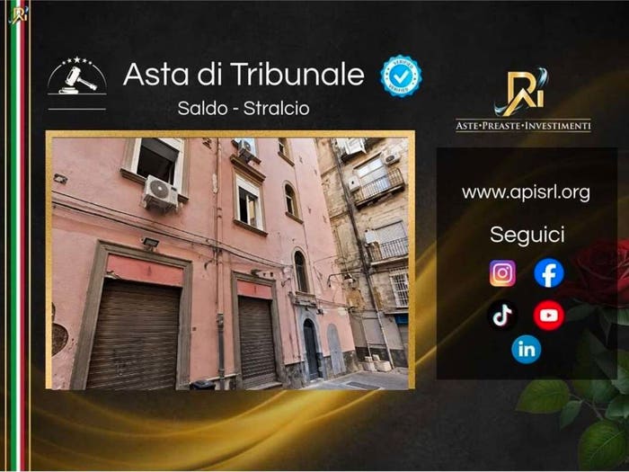 Appartamento trilocale in vendita in Vico II Strettola agli Orefici, Centro, Napoli