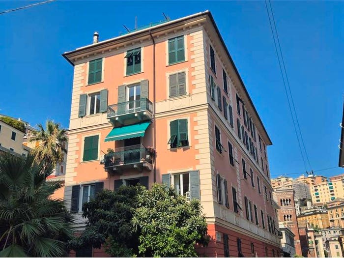 Appartamento con 6 locali in vendita in Via Almeria, Principe, Genova