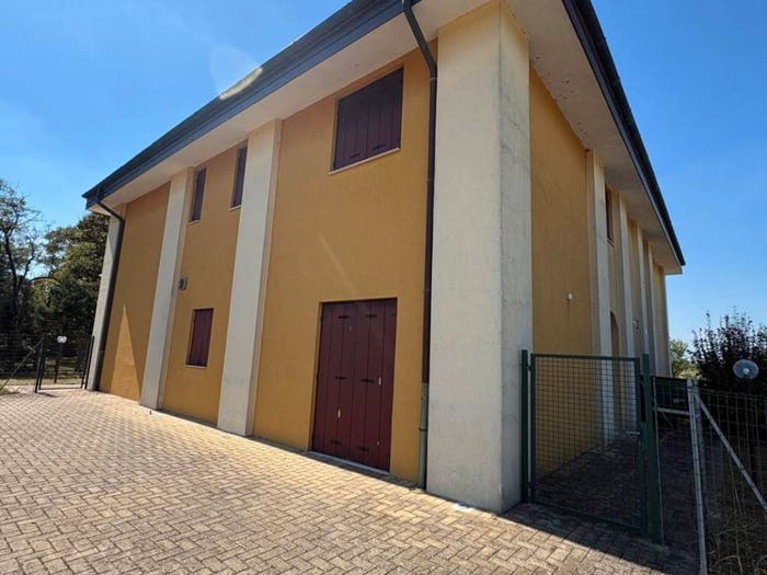 Casa con 6 locali in vendita in Via Savena Inferiore, Minerbio