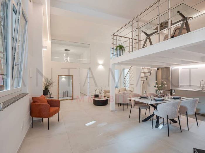 Appartamento trilocale in vendita in Piazza Firenze, Portello Parco Vittoria, Milano