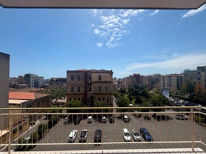 Appartamento quadrilocale in vendita in Via Passo Gravina, Gioeni, Catania