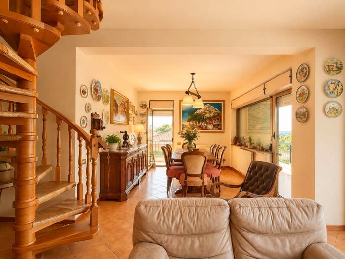 Casa con 6 locali in vendita in Via Frascati Antica, Centro, Monte Porzio Catone