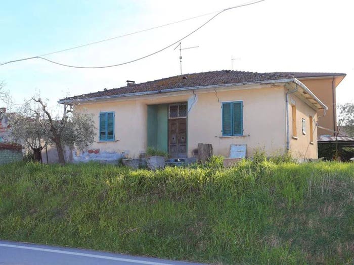 Casa quadrilocale in vendita in Montecchio, Cortona