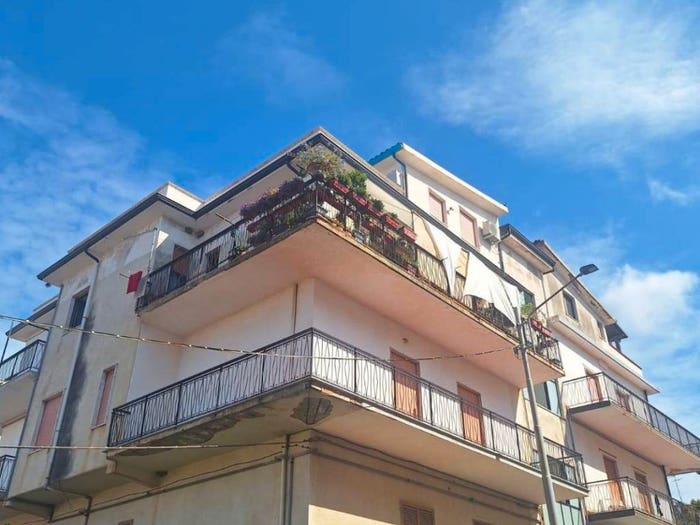 Appartamento con 5 locali in vendita in Via Mazzini, Centro, Briatico