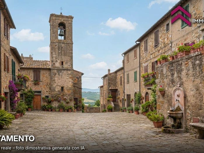 Appartamento con 6 locali in vendita in Via IV Novembre, Trinità Battifollo, Sarzana