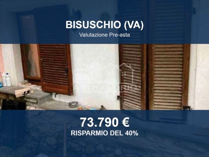 Casa trilocale in vendita in Via G Verga, Centro, Bisuschio
